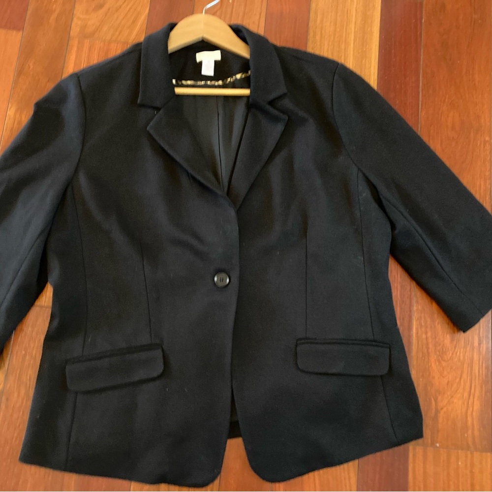 Chico’s women’s black blazer size 16 (Chico’s size 3 )detachable feather cuffs